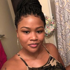 Meet your Posher, Kierra